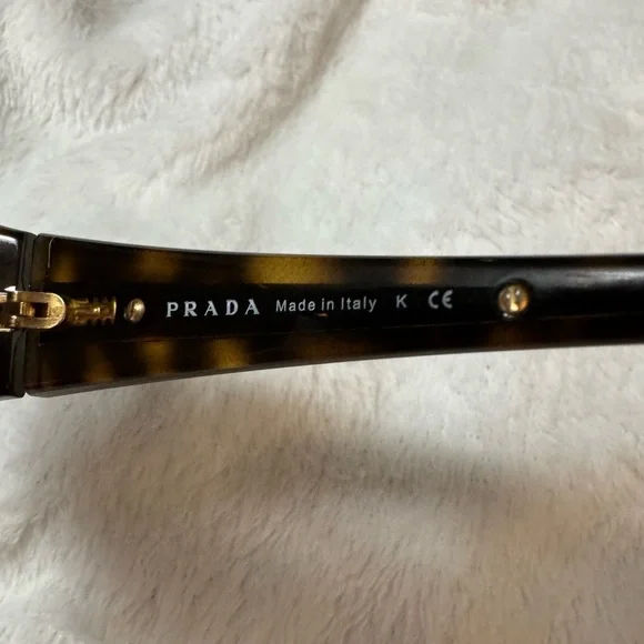 Prada Oversized Brown Gradient Sunglasses with Glossy Tortoiseshell Frame - Picture 5 of 5